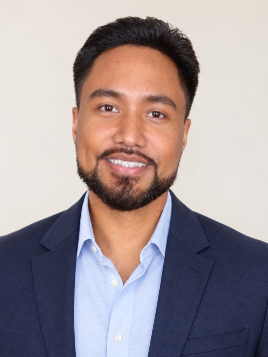 Rhinell Navora, REALTOR® with Keller Williams Executive, serving Walnut, Diamond Bar, and West Covina